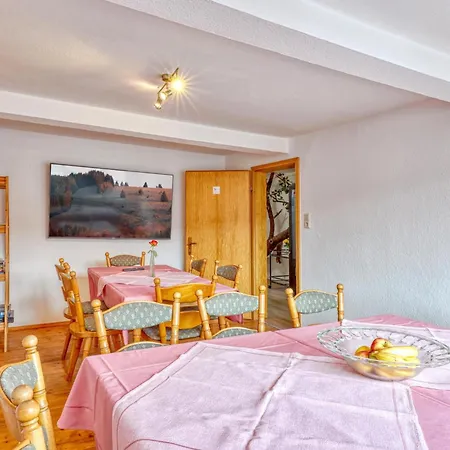 Stunning In Bischofsheim *